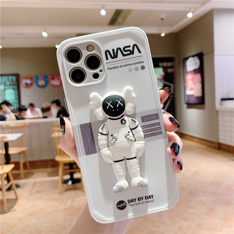 2021 Street Fashion 3D KAW Astronaut Phone Case - Dealggo.com