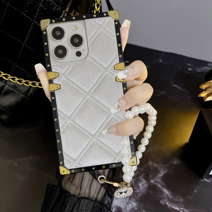 Luxury Velvet Case with Pearl Chain for iPhone and Samsung