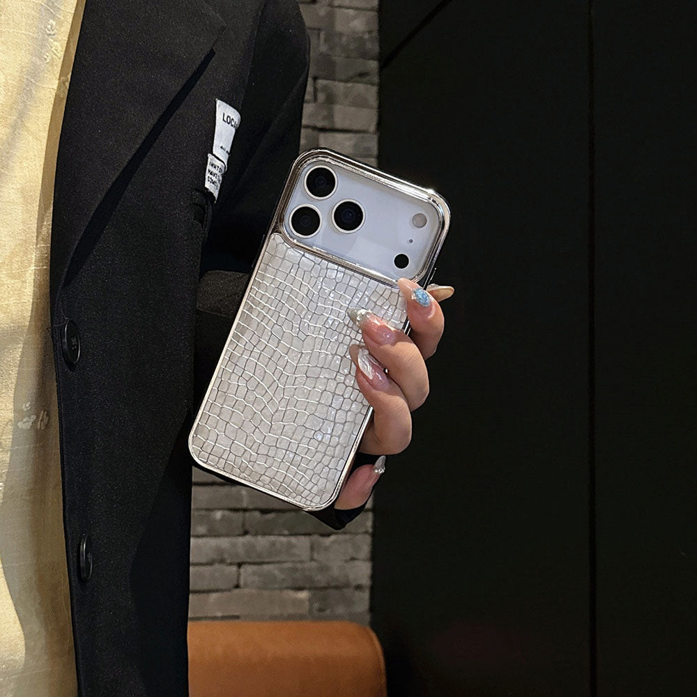 Crocodile Patterned Electroplated Phone Case For iPhone