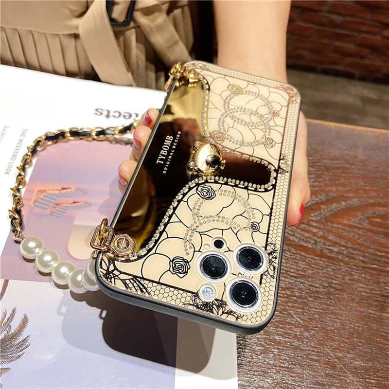 Luxury Electroplated Rhinestone Mirror Pearl Bracelet Chain iPhone Case - Dealggo.com