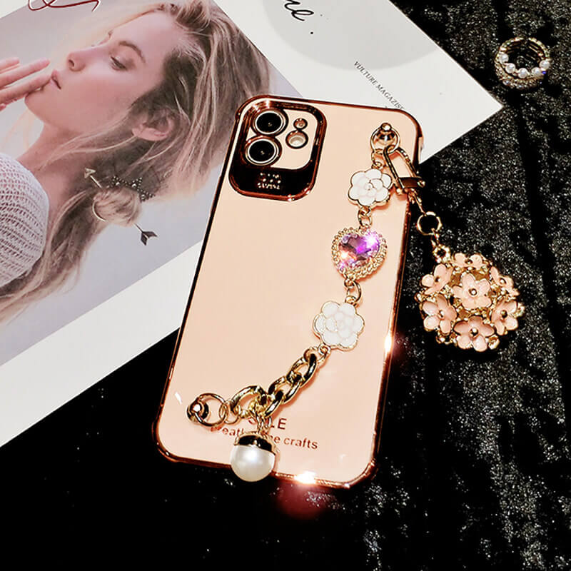 2021 Ins Hottest Luxury Love Bracelet iPhone Case - Dealggo.com